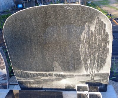 Kapu piemineklis #008